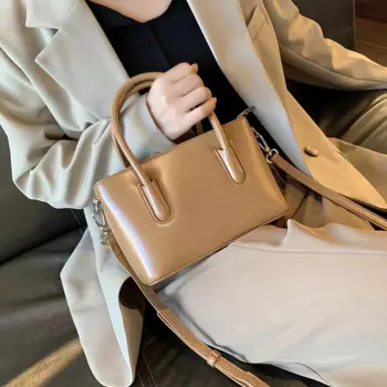 Женская сумка-Кроссбоди из мягкой кожи