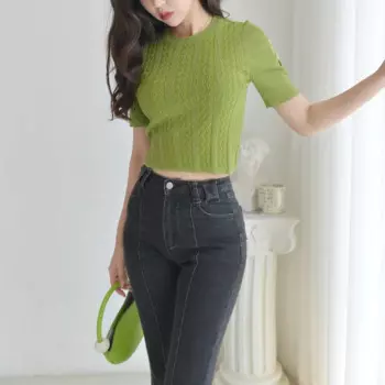 Женская трикотажная футболка с круглым вырезом и коротким рукавом