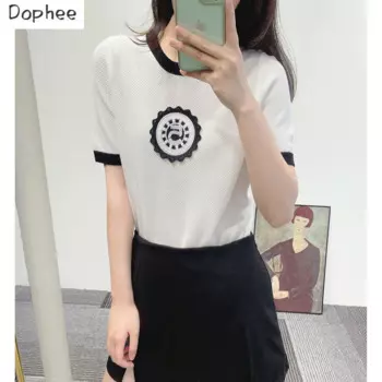 Женская трикотажная футболка с круглым вырезом, с коротким рукавом