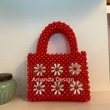 Женская вечерняя сумка-тоут с красными бусинами