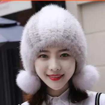 Женская Зимняя Шапка-бини с помпоном из лисьего меха