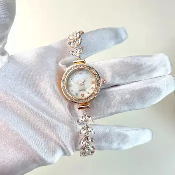 Женские часы, Брендовые Часы с бриллиантовым браслетом, маленькие кварцевые женские часы, модные, элегантные, роскошные женские часы V86