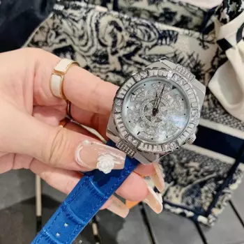 Женские наручные часы со снежинками, водонепроницаемые кварцевые часы с кожаным ремешком