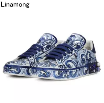 Женские повседневные туфли на шнуровке, Летние кожаные кроссовки с цветочным принтом, на толстой подошве, с круглым носком, яркие, сине-белые, с фарфоровым узором