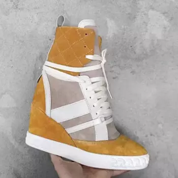 Женские замшевые ботильоны верблюжьей расцветки, ботинки с высоким верблюжьим верхом, с рельефным верхом и внутренней танкеткой, римские ботинки разных цветов