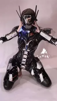 Женский армированный костюм для косплея