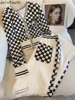 Женский брючный костюм с V-образным вырезом, в клетку