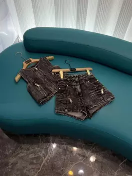 Женский джинсовый костюм в уличном стиле, облегающий пикантный короткий топ и шорты с широкими штанинами, летний костюм из 2 предметов