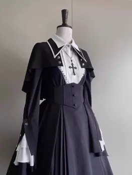 Женский готический костюм в стиле «лолита»