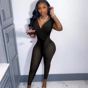 Женский комбинезон с V-образным вырезом, без рукавов