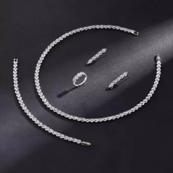 Женский комплект из колье и серёг, с жемчугом и фианитом