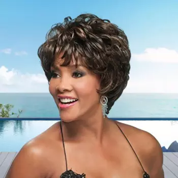 Женский короткий вьющийся парик с челкой, черные синтетические волосы из пушистого волокна для женщин среднего возраста, классические короткие парики, многослойный серый парик, хиар