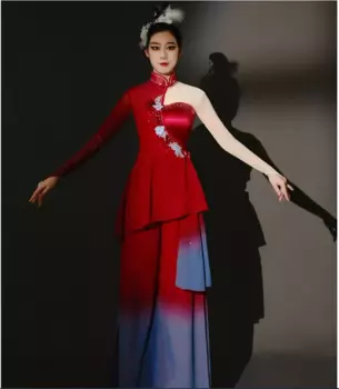 Женский костюм для классических танцев