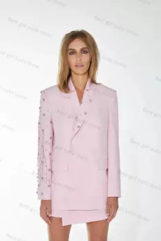 Женский костюм из блейзера и длинных брюк, розового цвета