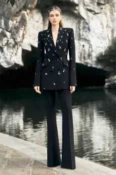 Женский костюм из двух предметов: Блейзер и брюки