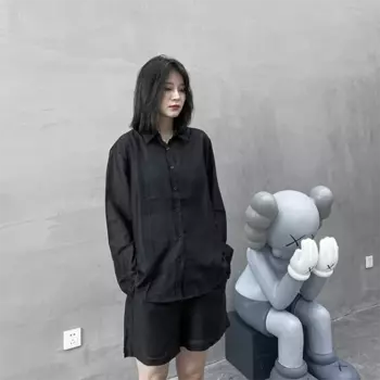 Женский костюм из рубашки с длинным рукавом и шортов, классический темно-синий Модный уличный Повседневный универсальный свободный костюм большого размера, весна-лето