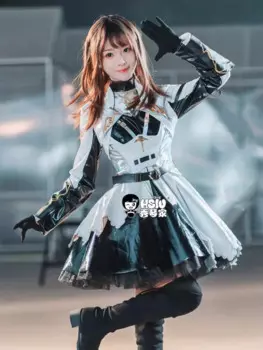 Женский костюм с надписью «Love and deepspace»