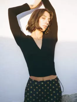 Женский шерстяной вязаный кардиган с V-образным вырезом