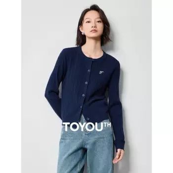 Женский трикотажный кардиган на пуговицах, с круглым вырезом