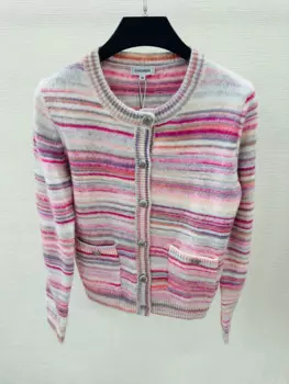 Женский трикотажный кардиган с длинным рукавом и V-образным вырезом