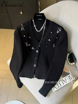 Женский трикотажный кардиган с V-образным вырезом и объемными цветами