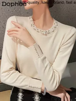 Женский трикотажный пуловер с круглым вырезом и бусинами