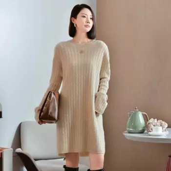 Женский трикотажный пуловер с круглым вырезом, свободного покроя