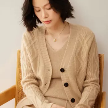 Женский трикотажный свитер с V-образным вырезом, на осень и зиму