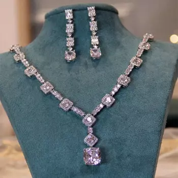 Женский ювелирный комплект из колье и серёг, из серебра 925 пробы