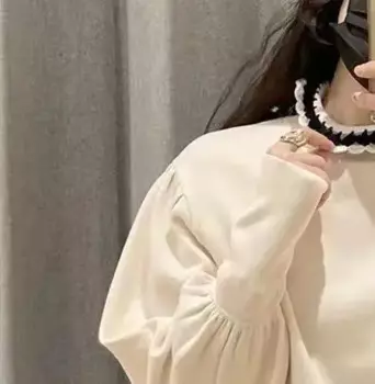 Женский вязаный пуловер с круглым вырезом и рукавами-фонариками