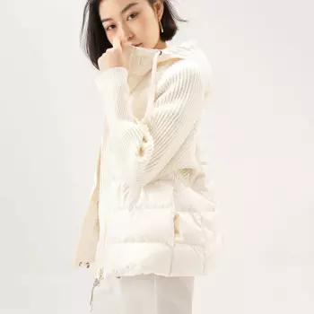 Женский зимний пуховик с капюшоном, модель 2024 года