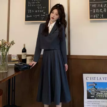 Женский зимний женский костюм в стиле колледжа, короткий Блейзер и плиссированная юбка, повседневный костюм с пряжкой в стиле ретро, пиджак и юбка, комплект из двух предметов