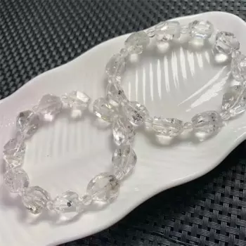 Женский золотистый браслет с бриллиантами, 1 шт.