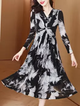 Женское эластичное платье-миди с V-образным вырезом