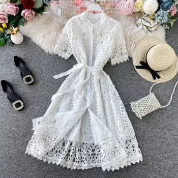 Женское элегантное офисное летнее однотонное платье миди с круглым вырезом, пуговицами и поясом, женское шикарное ажурное кружевное платье с коротким рукавом