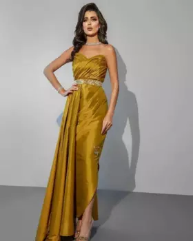 Женское атласное платье-Русалка с поясом, без бретелек