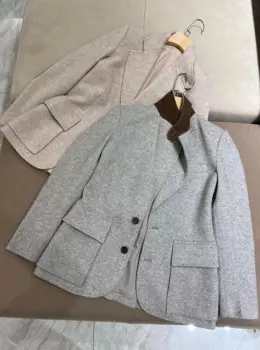 Женское демисезонное пальто из 100% шерсти