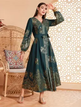 Женское длинное платье-макси с V-образным вырезом