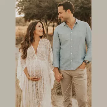 Женское длинное платье с V-образным вырезом