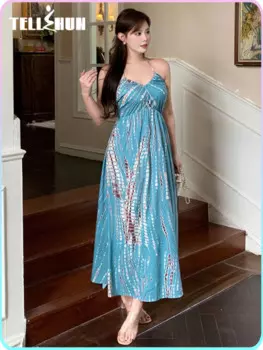 Женское длинное платье-трапеция с V-образным вырезом