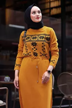 Женское длинное платье в этническом стиле