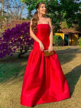 Женское длинное вечернее платье с юбкой-годе