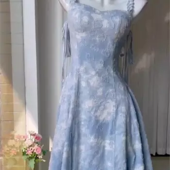 Женское джинсовое платье в стиле ретро