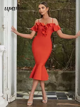 Женское флисовое платье-миди с открытыми плечами