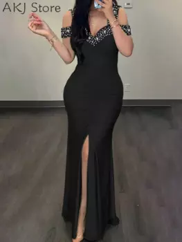 Женское фотоплатье с разрезом на плечах