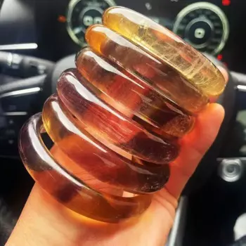 Женское изысканное кольцо с натуральным кристаллом желтого цвета