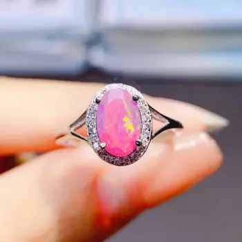 Женское кольцо из натурального розового огненного опала