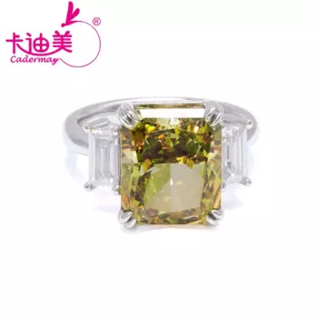 Женское кольцо из серебра 100% пробы, с муассанитом