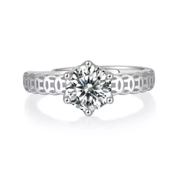 Женское кольцо из серебра 925 пробы с муассанитом 1 карат