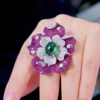 Женское кольцо из серебра 925 пробы, с фианитом